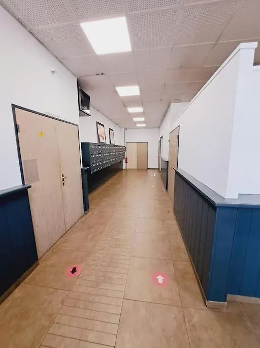 Le Valmy: Appartement Lumineux Au Pied Du Metro Lyon France